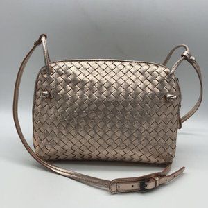 Bottega Veneta Pink Metallic Woven Leather Crossbo